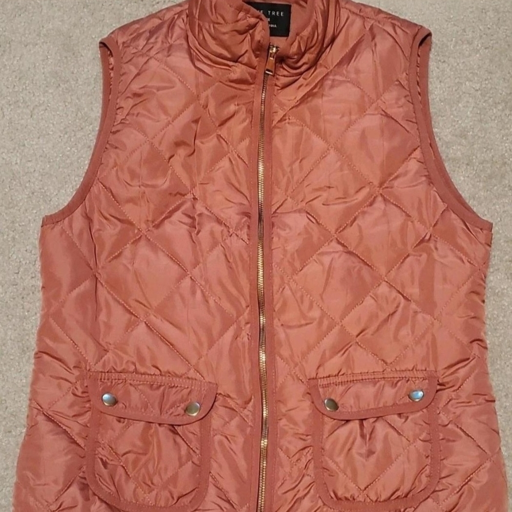 Love Tree Quilted Copper Color Vest . Womens Size L Excellent Condition.